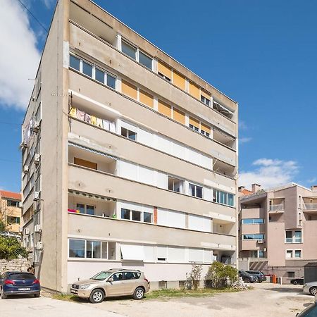 New & Modern Apartment Aa Сплит Экстерьер фото